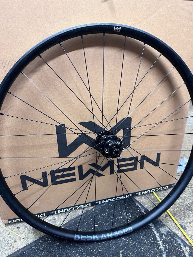 Newmen Beskar 30 DH 2024