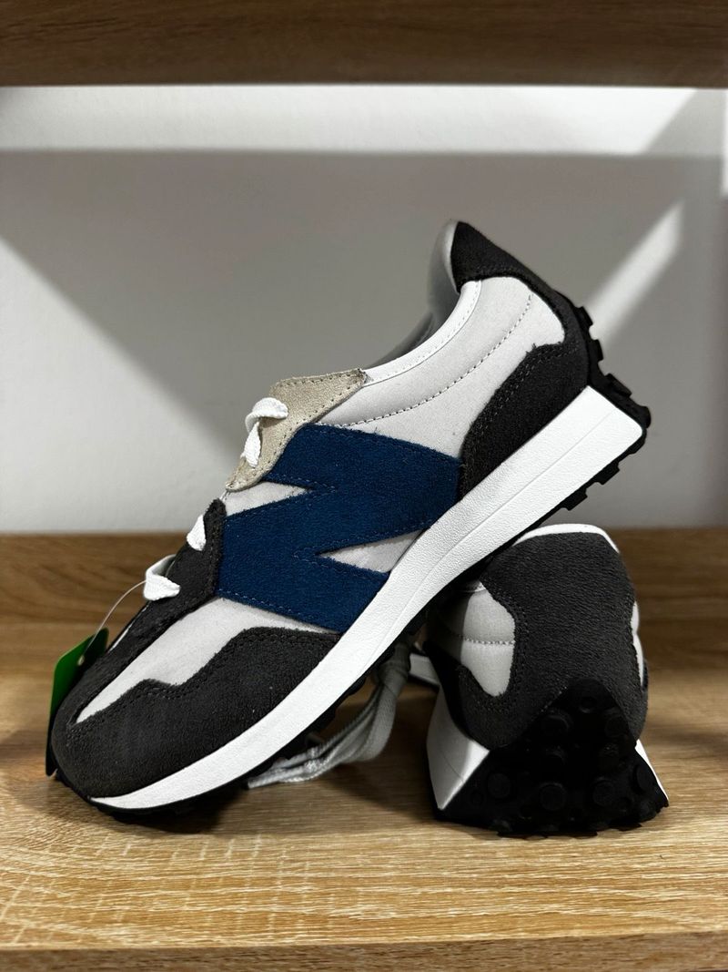 Used New Balance 327 Running Shoes