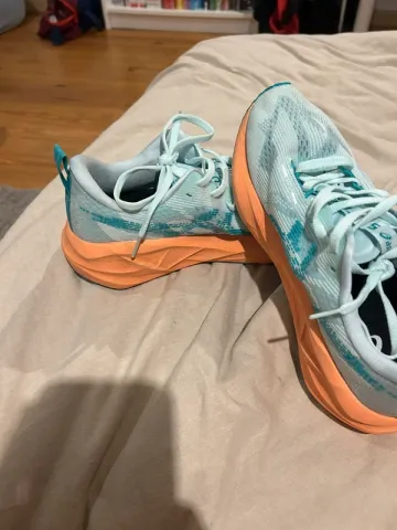 Použité Asics Novablast 5 bike — obrázek 1 z 6