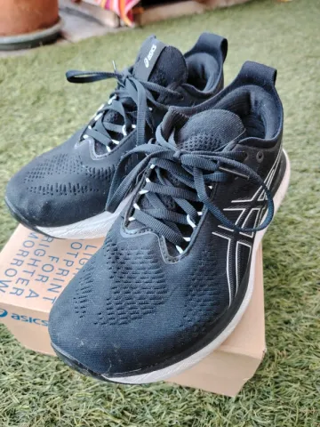 Used Asics Gel Nimbus bike — image 3 of 9