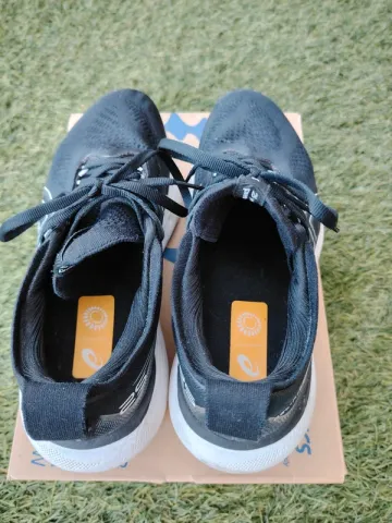Used Asics Gel Nimbus bike — image 7 of 9