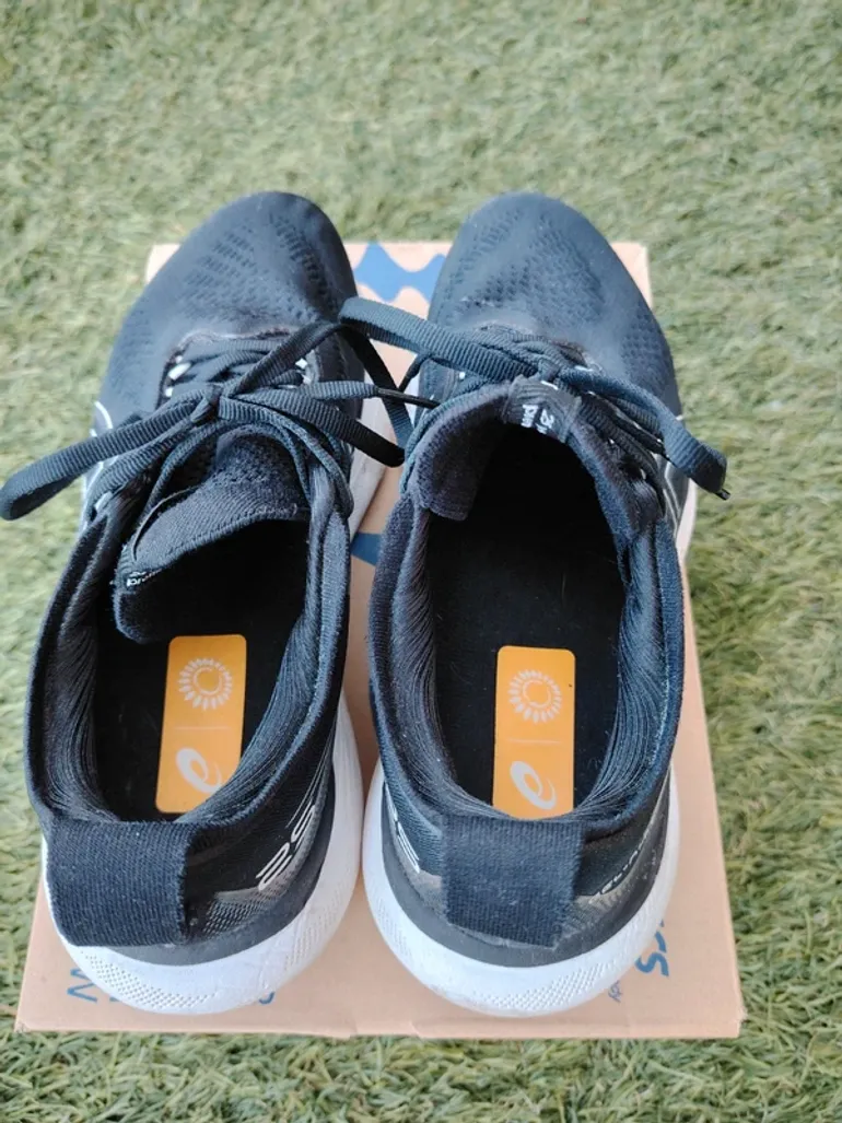 Used Asics Gel Nimbus bike — image 7 of 9