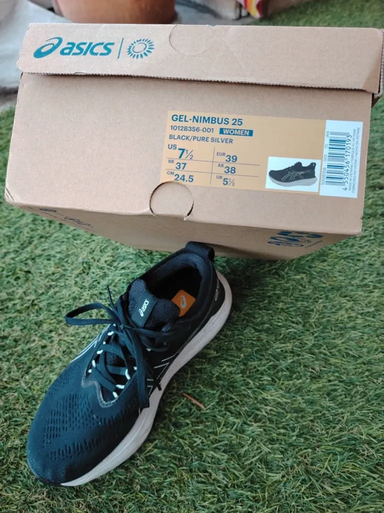 Used Asics Gel Nimbus bike — image 2 of 9