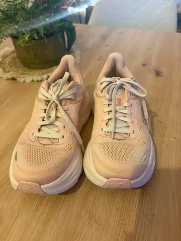 Used Hoka Bondi 9 bike — image 2 of 4