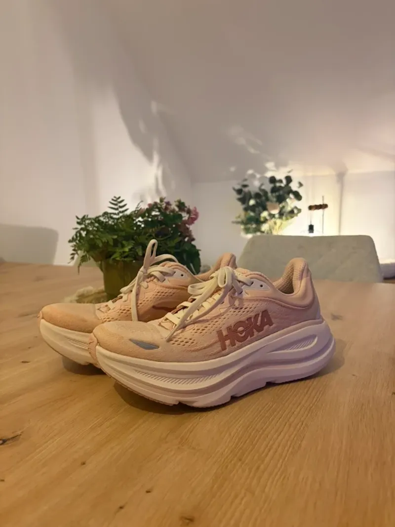 Used Hoka Bondi 9 Running Shoes