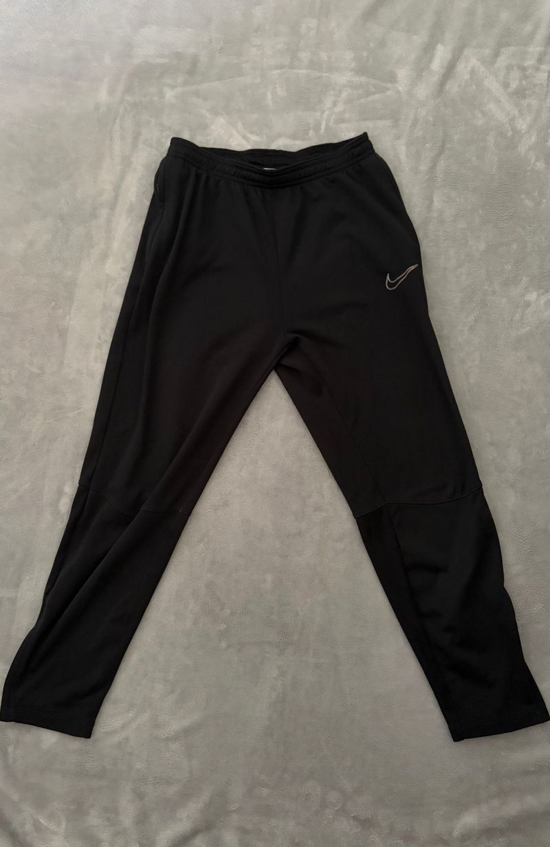 Käytetty Nike Running Shoes 2024 Ballsport Clothing