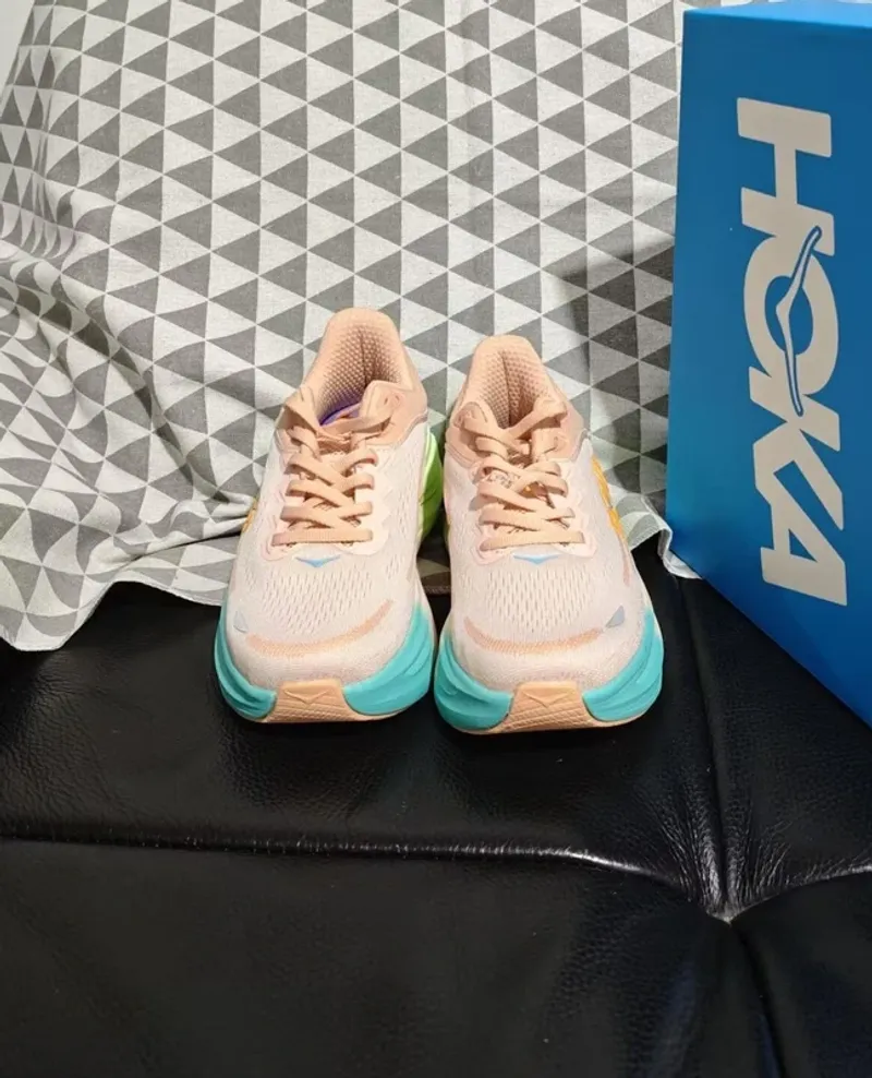 Used Hoka Bondi 9 Running Shoes