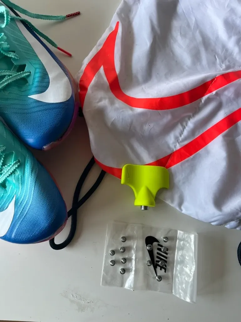 Used Rose Nike Air Zoom Maxfly 2 bike — image 7 of 14