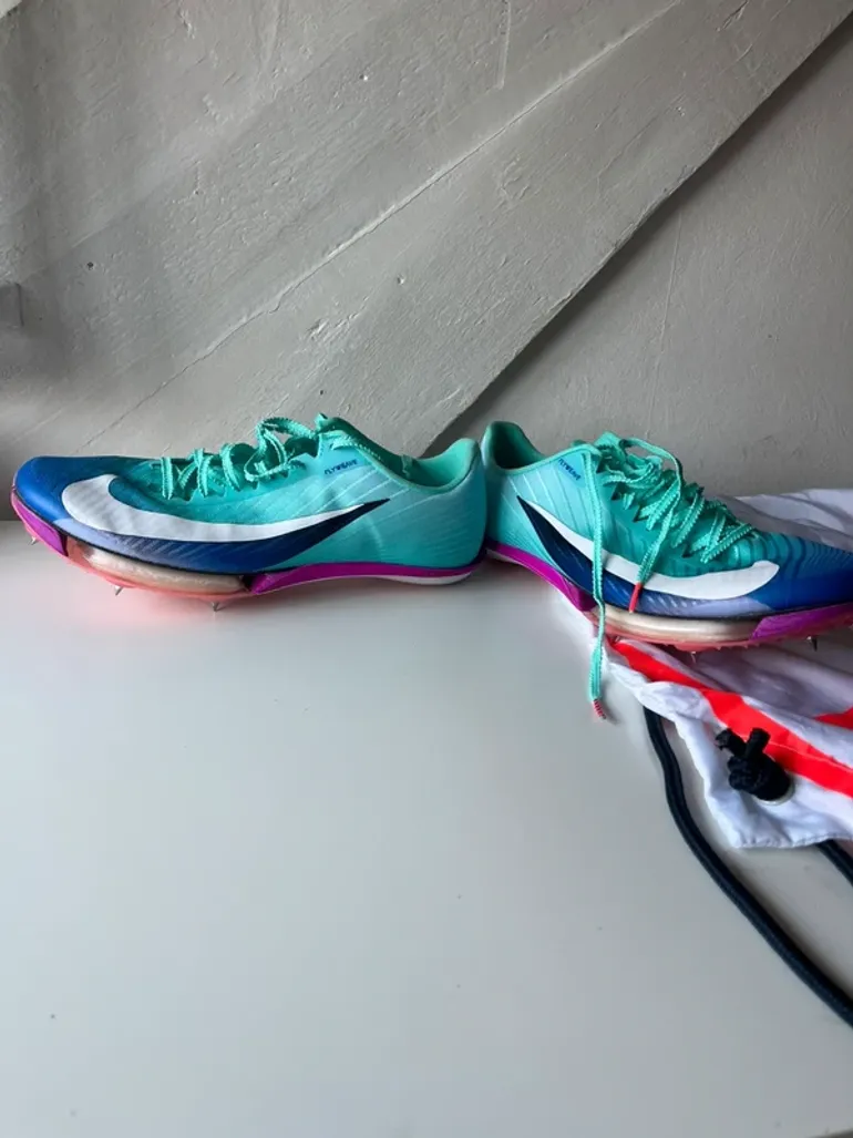 Used Rose Nike Air Zoom Maxfly 2 bike — image 3 of 14