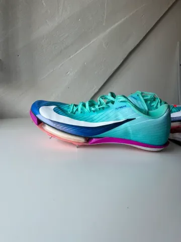 Used Rose Nike Air Zoom Maxfly 2 bike — image 6 of 14