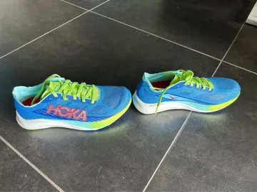 Hoka Cielo Road bike d'occasion — image 2 sur 6