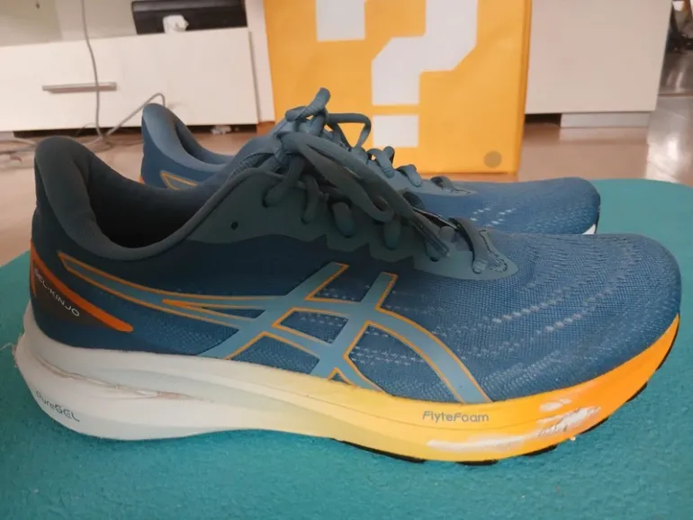 Použité Asics Gel Kinjo bike — obrázek 4 z 9