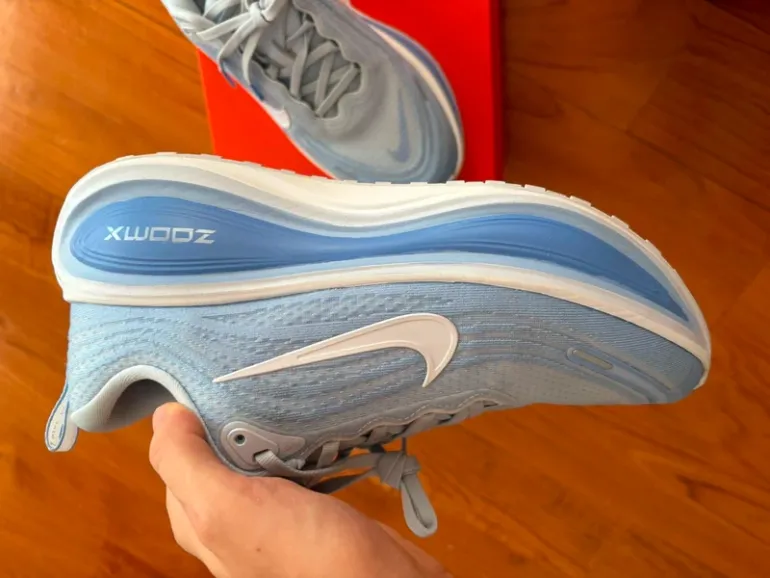 Used Nike Vomero Plus bike — image 4 of 7