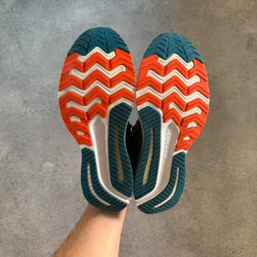 Used Saucony Guide 13 bike — image 5 of 11