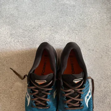 Used Saucony Guide 13 bike — image 8 of 11