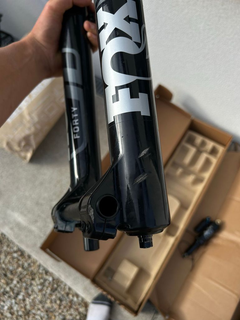 Gebrauchtes Fox 40 Performance Fork 2024 bike — Bild 4 von 7