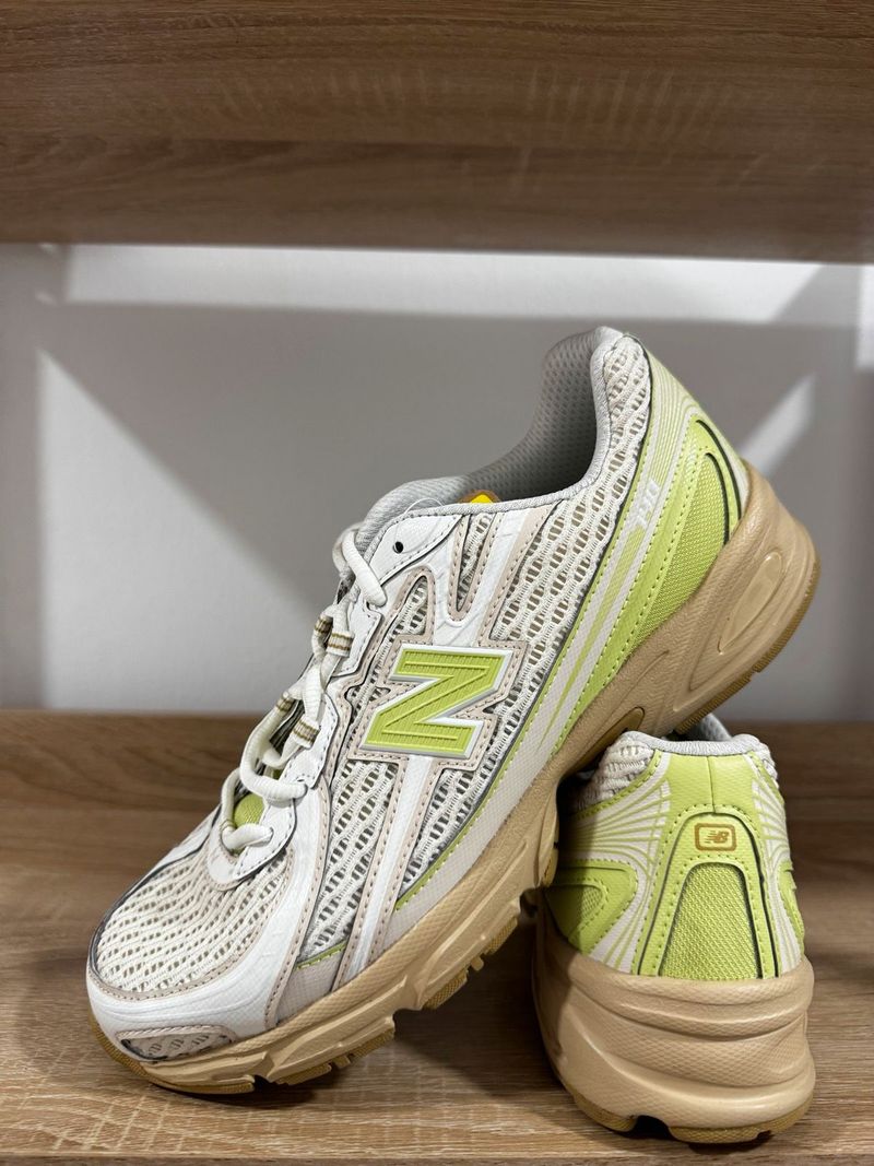 Used New Balance 740 Running Shoes