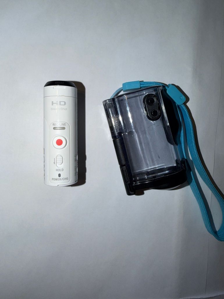 sony HDR-AZ1 Action Cam 2016 bike usato — immagine 2 di 2