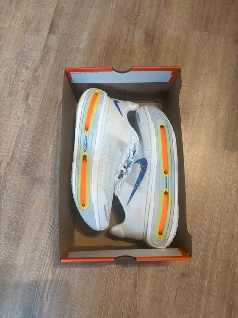 Used Premium Vomero Running Shoes