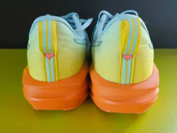 Used Asics NovaBlast 5 bike — image 5 of 7