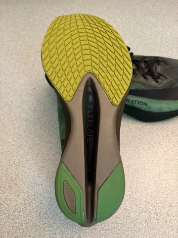 Używany Nike ZoomX Vaporfly 4 bike — zdjęcie 3 z 7