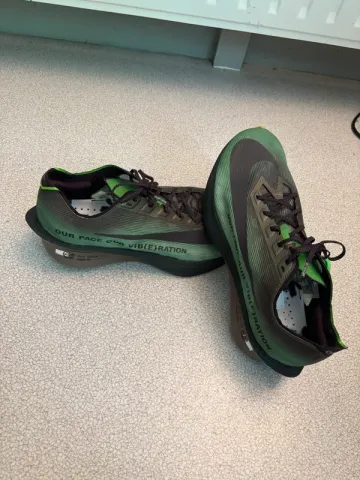 Używany Nike ZoomX Vaporfly 4 bike — zdjęcie 4 z 7