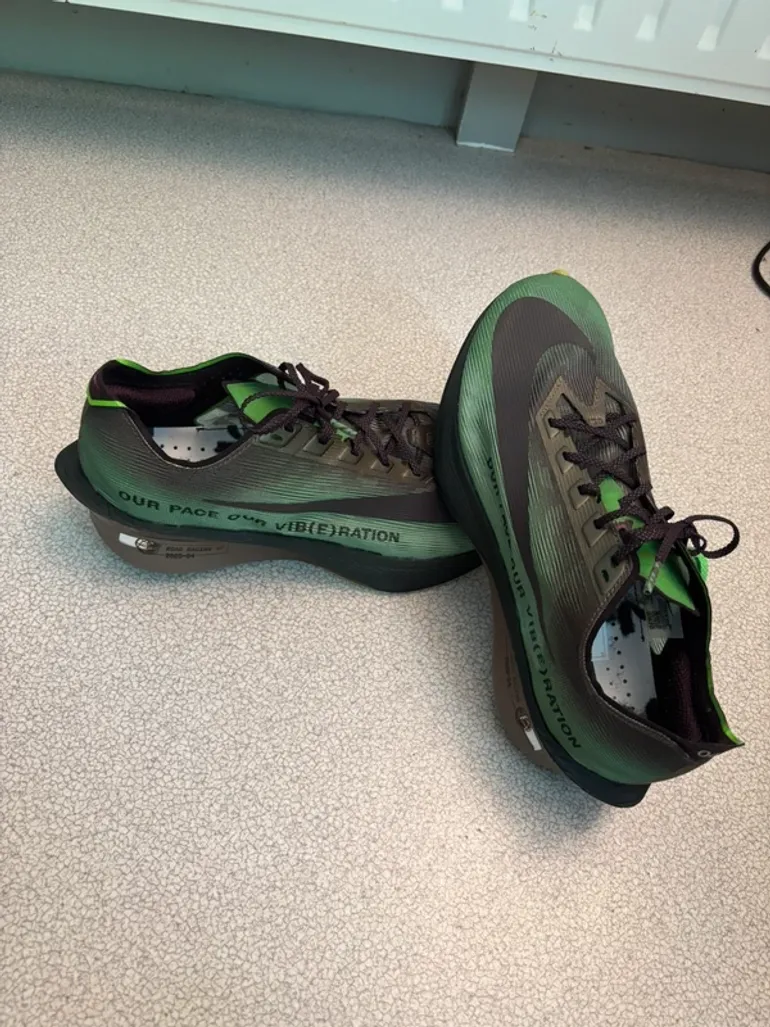 Używany Nike ZoomX Vaporfly 4 bike — zdjęcie 4 z 7
