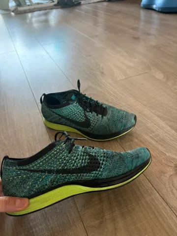 Used Nike Flyknit Racer bike — image 2 of 4
