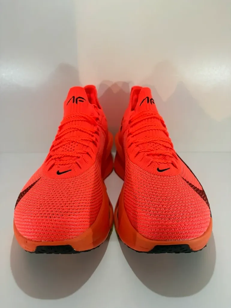Used Nike Air Zoom Alphafly Next% 3 bike — image 2 of 13