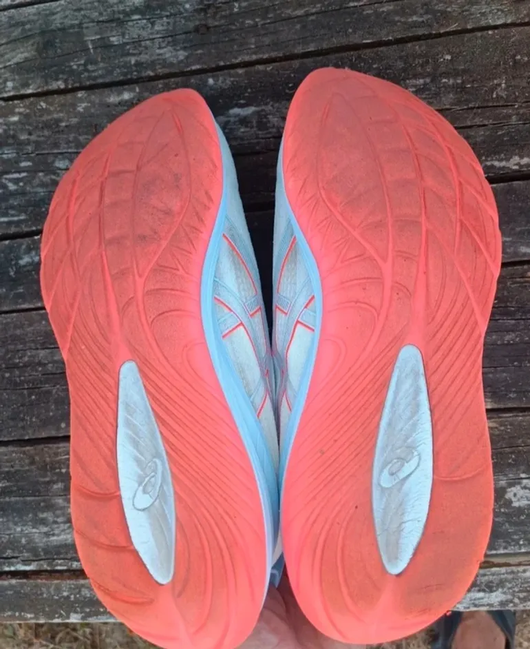 Used Asics Gel Cumulus 27 bike — image 4 of 5
