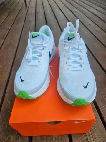 Used Nike Revolution 8 bike — image 2 of 4