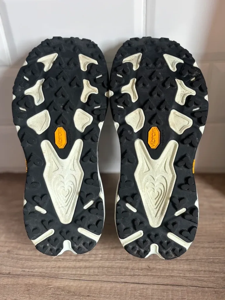 Hoka Speedgoat 7 bike d'occasion — image 3 sur 6
