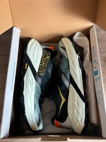 Hoka Speedgoat 7 bike d'occasion — image 5 sur 6