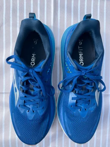 Used Saucony Hurricane 24 bike — image 2 of 6