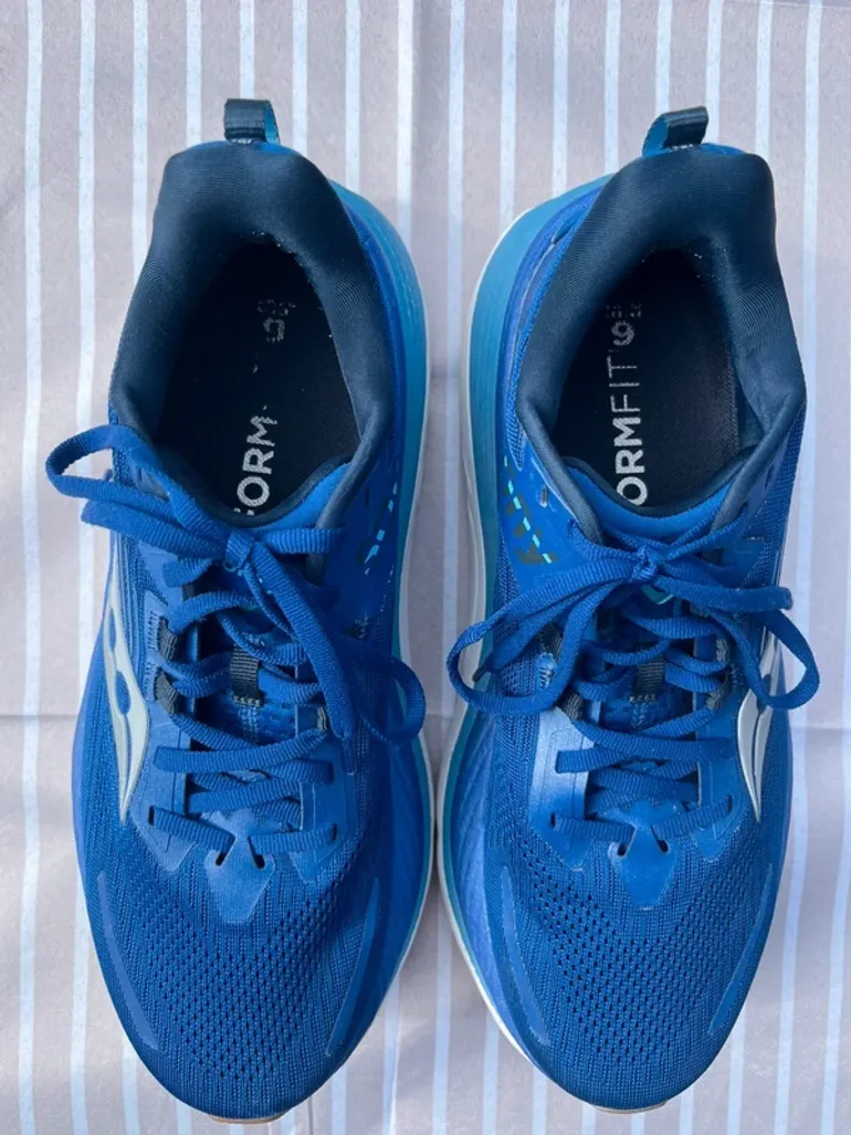 Used Saucony Hurricane 24 bike — image 2 of 6
