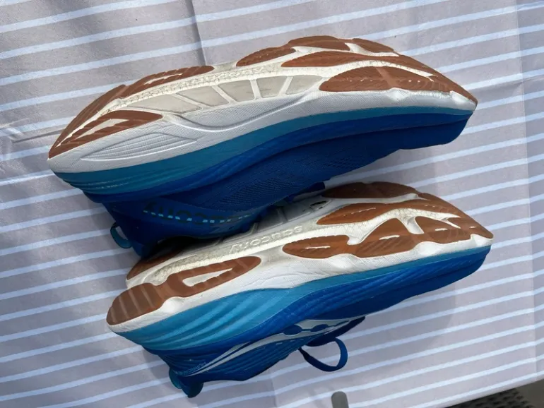 Used Saucony Hurricane 24 bike — image 5 of 6