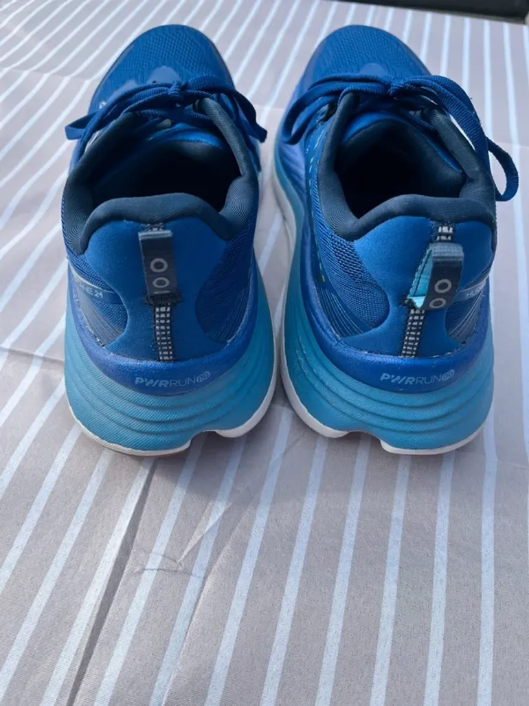 Used Saucony Hurricane 24 bike — image 4 of 6