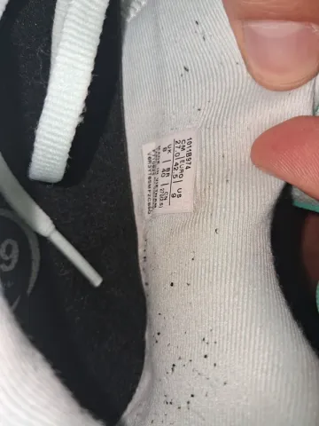 Used Asics Novablast 5 bike — image 5 of 6