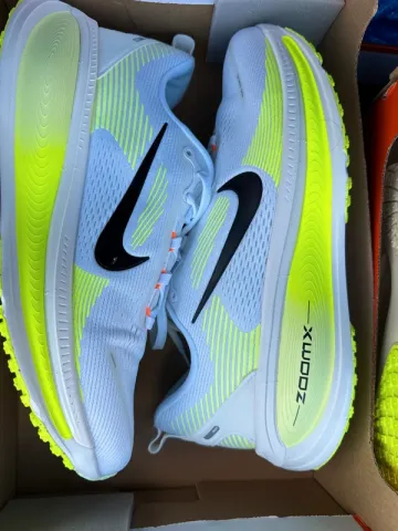 Used New Balance Vomero 18 bike — image 2 of 7