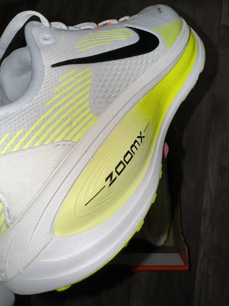 Used New Balance Vomero 18 bike — image 4 of 7