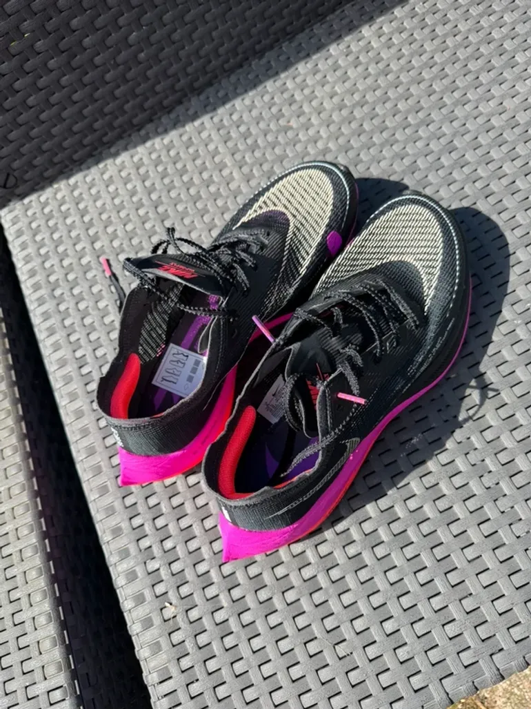 Used Lightweight ZoomX Vaporfly NEXT% 2 bike — image 9 of 10