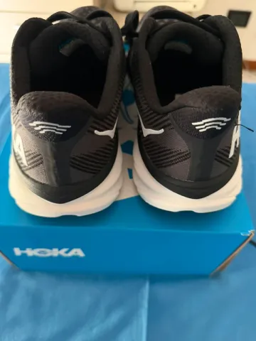 Hoka Clifton 9 bike d'occasion — image 3 sur 6