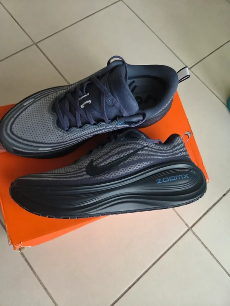 Brugt Nike Vomero Plus bike — billede 2 af 7