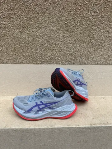 Used Asics Superblast 2 bike — image 2 of 6