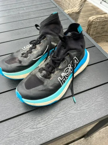 Used Hoka Tecton X 3 bike — image 2 of 5