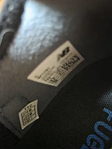 Used New Balance FuelCell Rebel bike — image 5 of 6