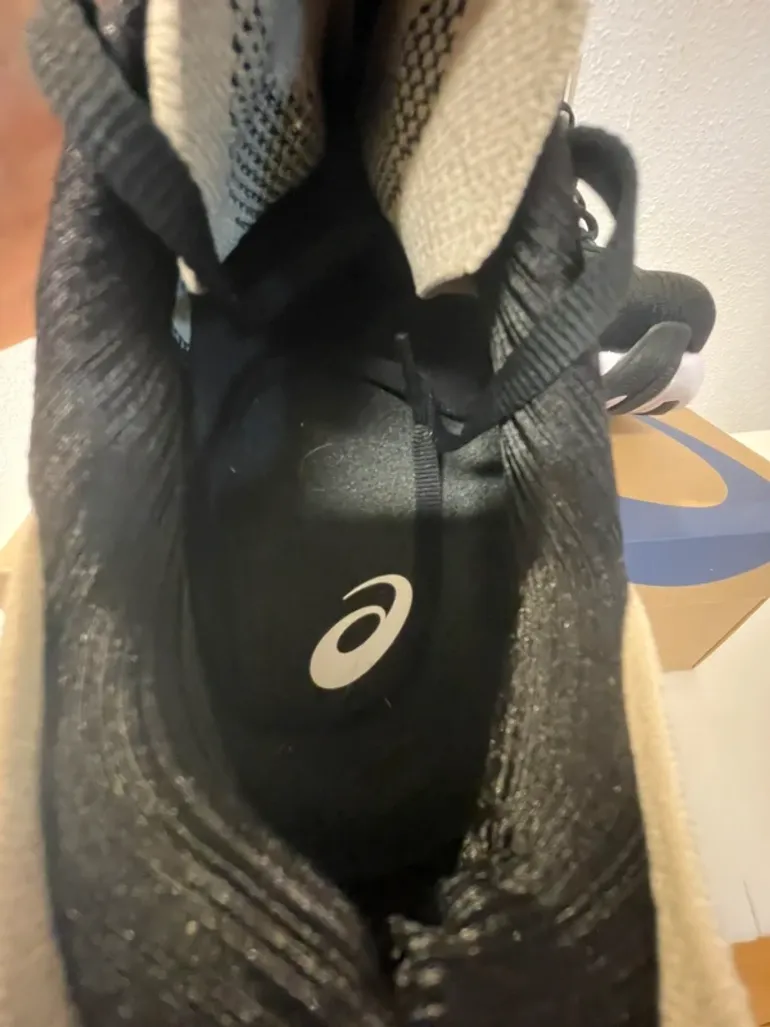 Použité Asics Gel-Nimbus 28 bike — obrázek 4 z 12