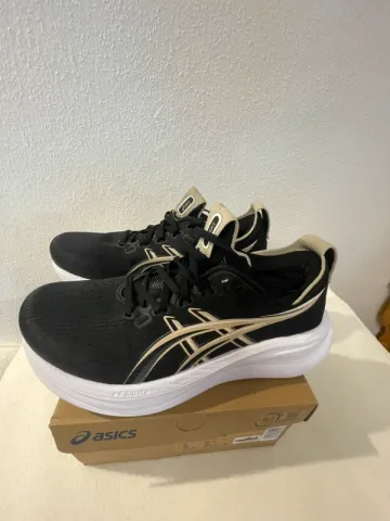 Použité Asics Gel-Nimbus 28 bike — obrázek 12 z 12