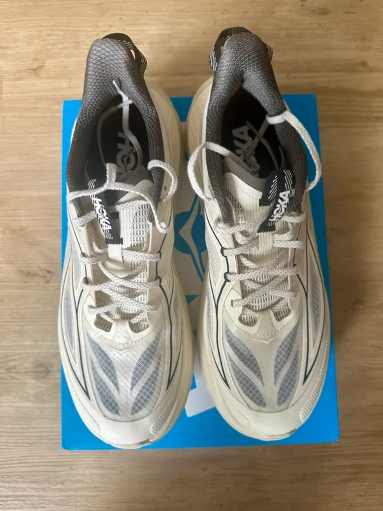 Used Hoka Mach Remastered bike — image 5 of 7