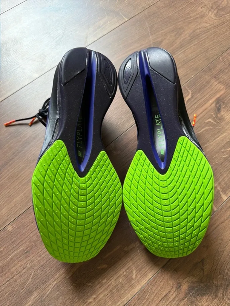 Używany Nike Vaporfly 4 bike — zdjęcie 3 z 7